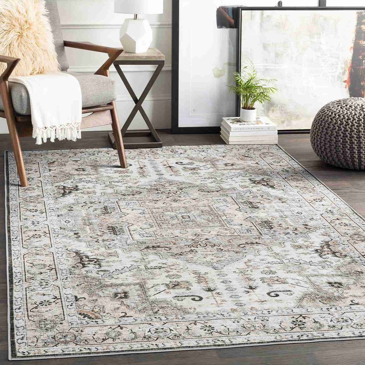 Roxstand Fereydoun Ivory